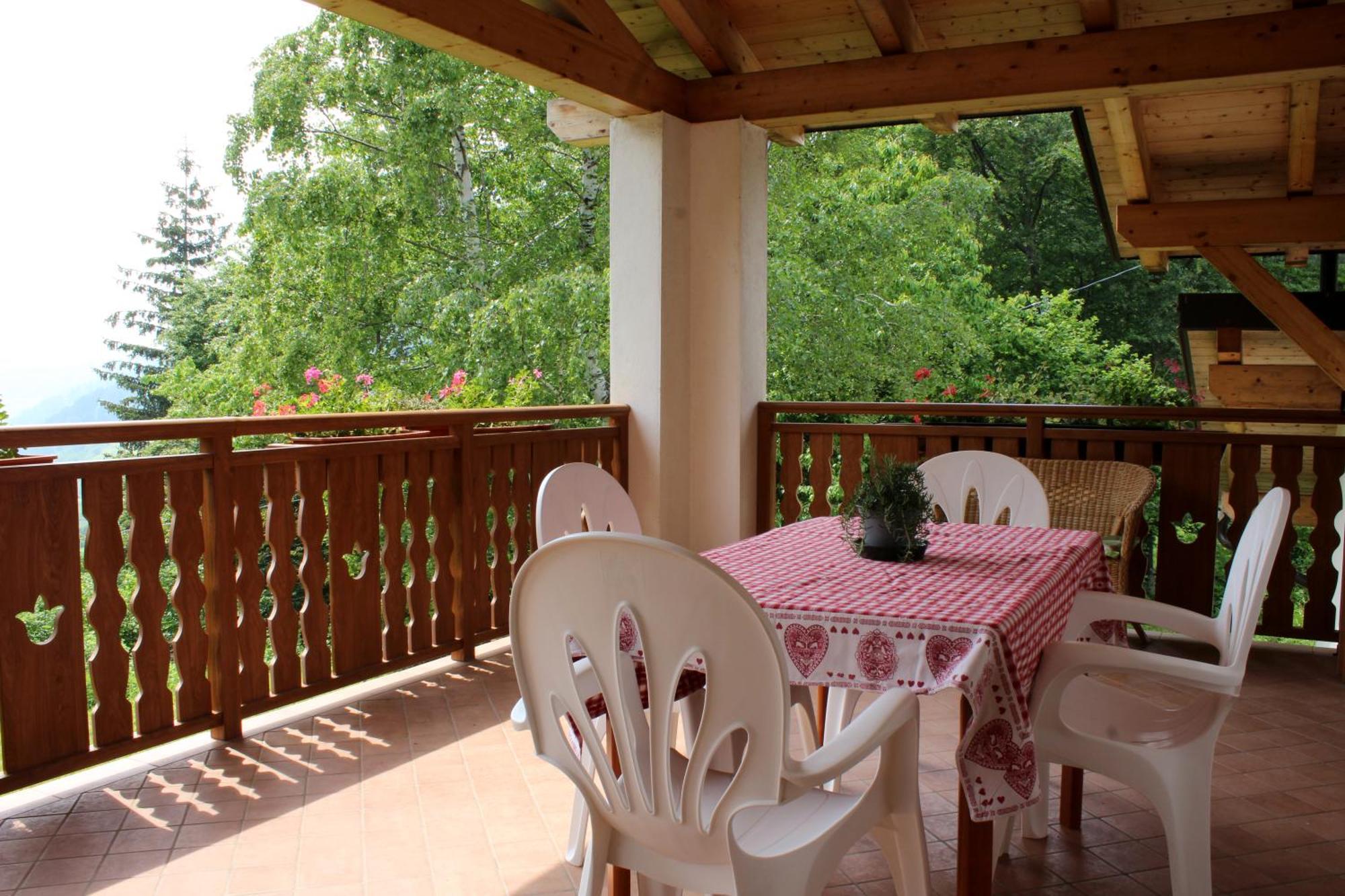 Appartamento Vacanze Bordala Ronzo-Chienis Kültér fotó